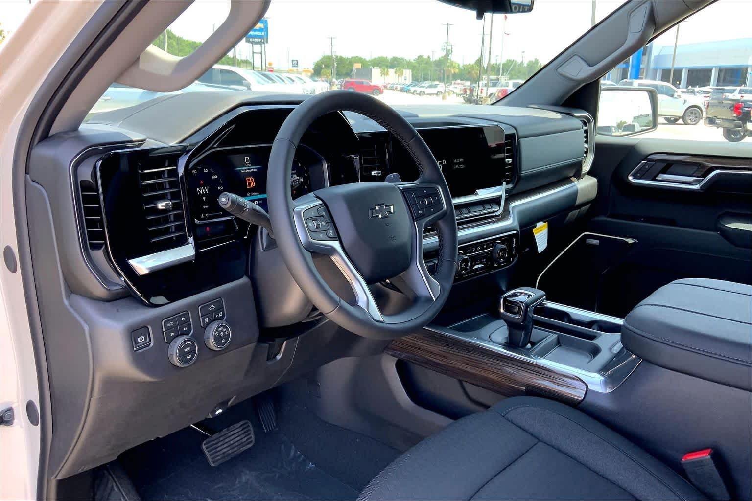 2026 Chevrolet Silverado 1500 RST - Photo 9
