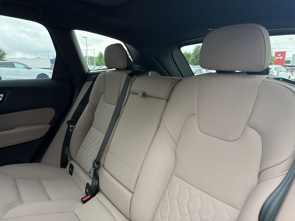 New 2026 Black Volvo T8 Plus image 12
