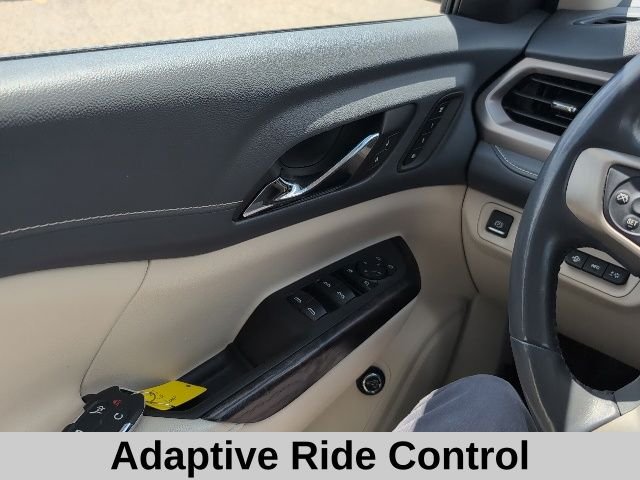 Used 2021 Cayenne Red GMC Denali image 11