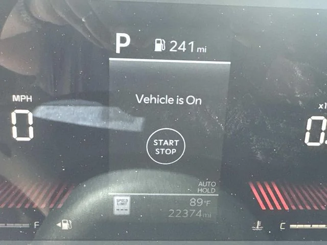 Certified Used 2025 Snow White Pearl Kia LXS image 52