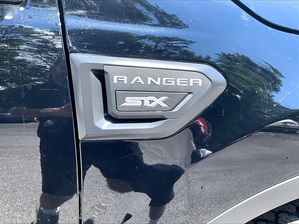 Used 2020 Shadow Black Ford XL image 28