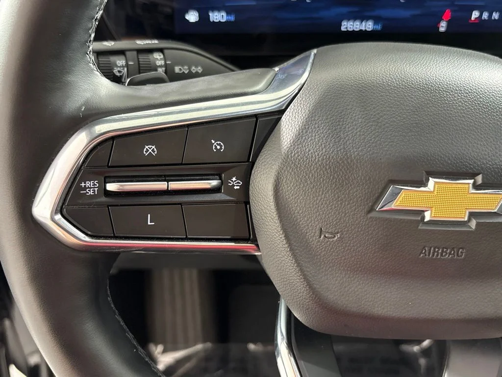 Used 2025 Black Chevrolet LT image 30