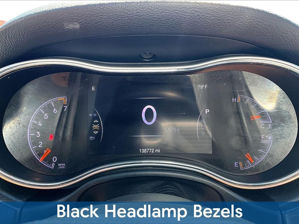 Used 2015 Black Jeep Altitude image 17