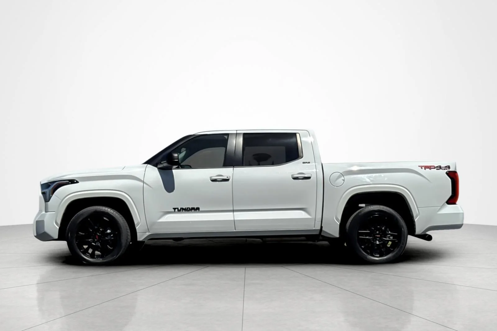 Certified Used 2024 Ice Cap Toyota SR5 image 2