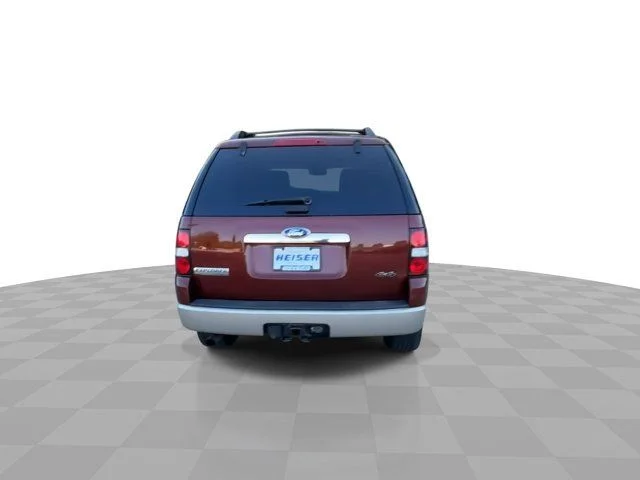 Used 2010  Ford Eddie Bauer image 8