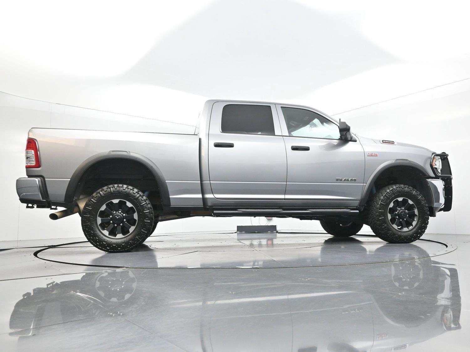 Used 2021 Billet Silver Metallic Clearcoat Ram Tradesman image 49