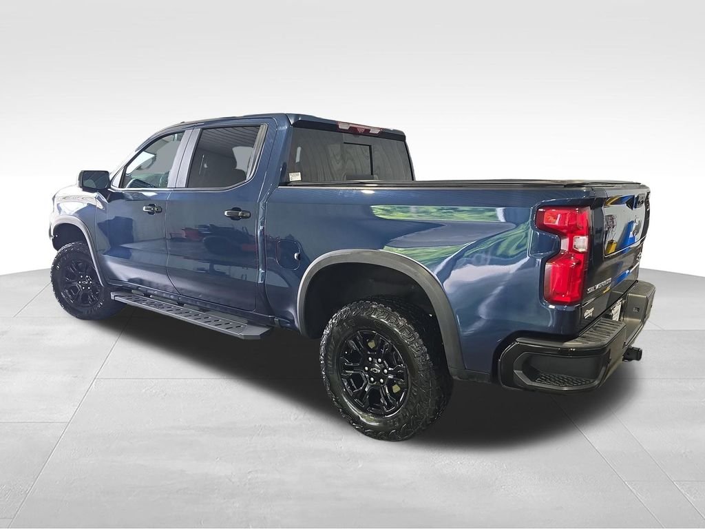Used 2023 Blue Chevrolet ZR2 image 3