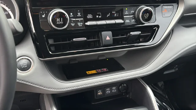 Used 2026 Beige Toyota XLE image 31