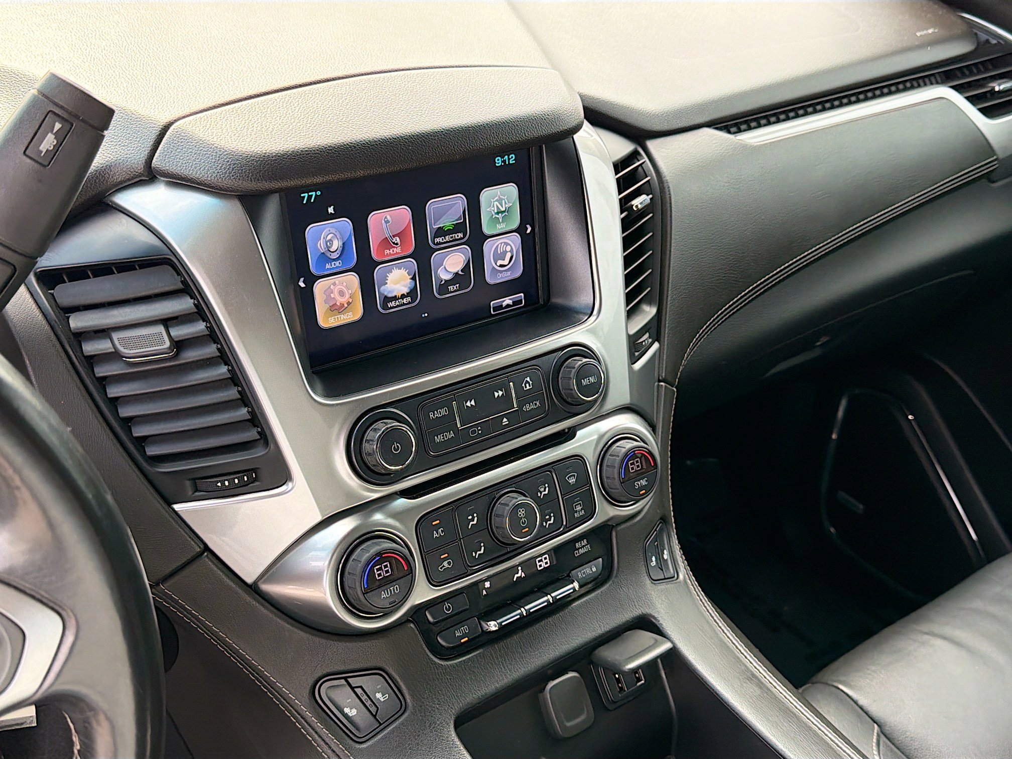 Used 2020 Summit White Chevrolet LT image 29