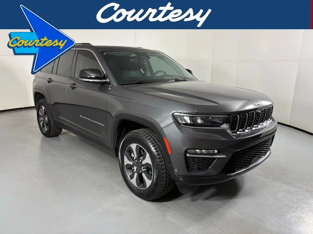 2022 Jeep Grand Cherokee 4xe 4x4's photo