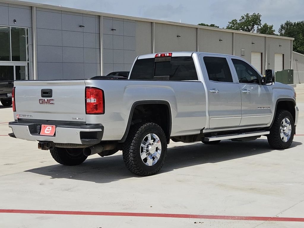 Used 2018 Silver GMC Denali image 7