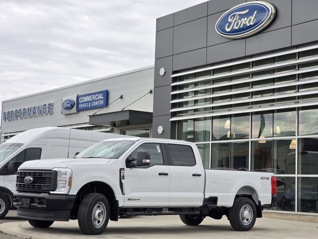 New 2026 Oxford White Ford XL image 3