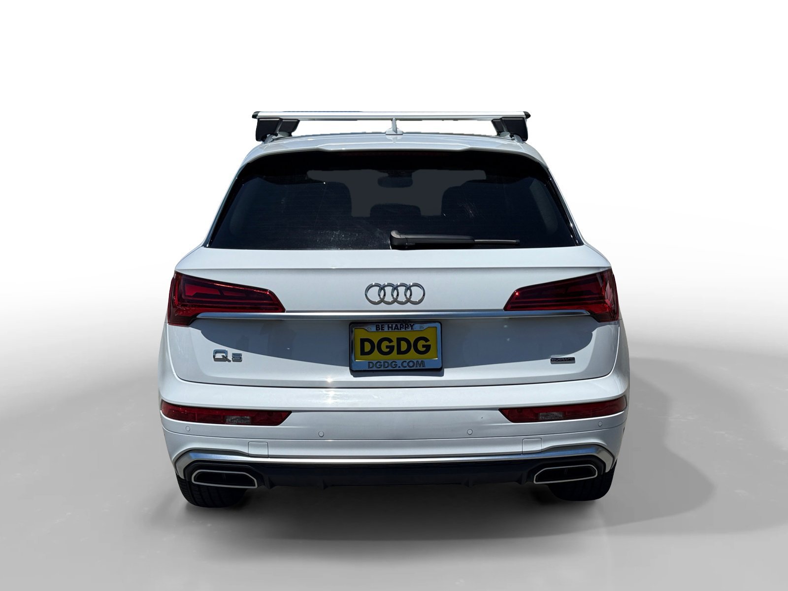 Used 2023 Glacier White Audi 45 S line Premium image 4