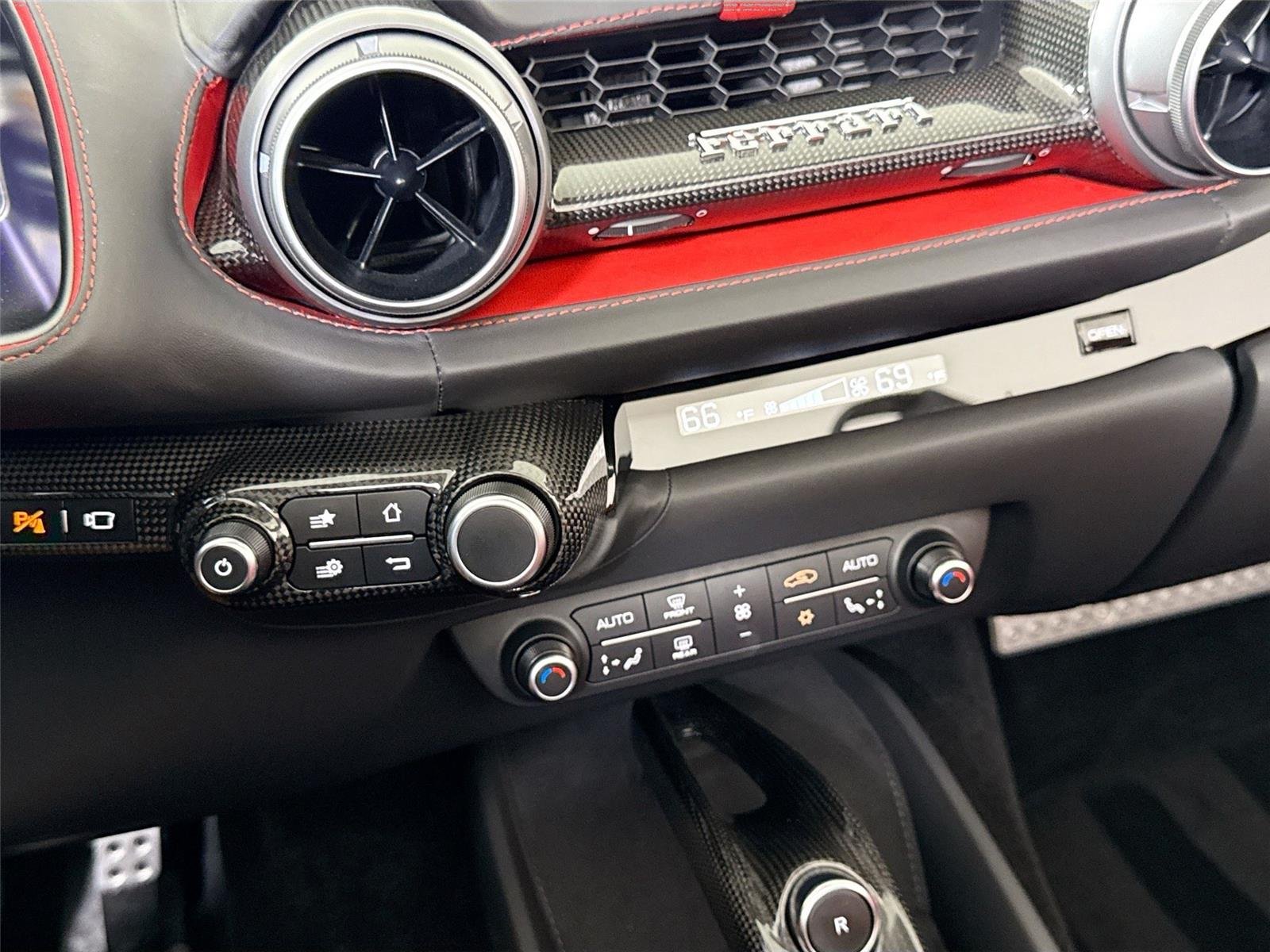 Used 2021 Nero Ferrari  image 21