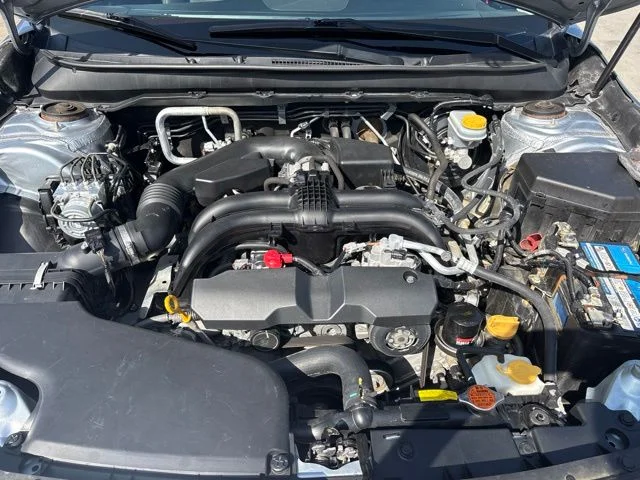 Used 2017 Silver Subaru 2.5i image 10
