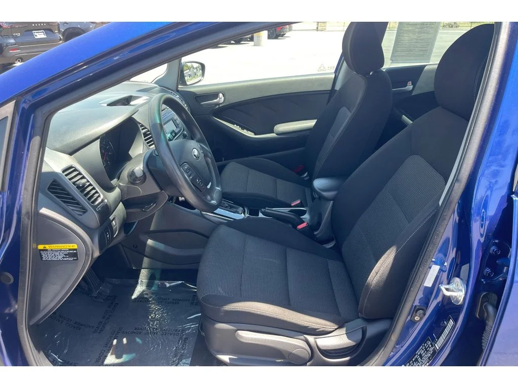 Used 2017 Deep Sea Blue Kia LX image 11