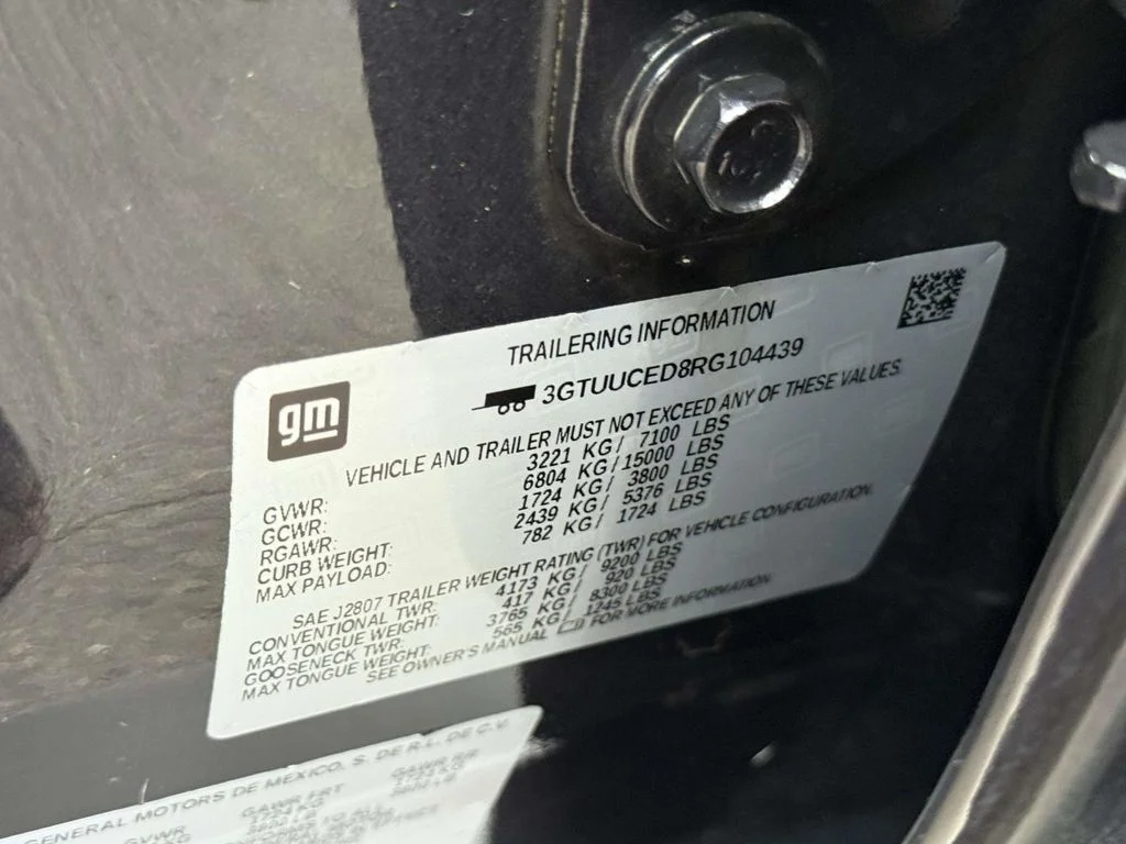 Used 2024 Silver GMC Elevation image 30