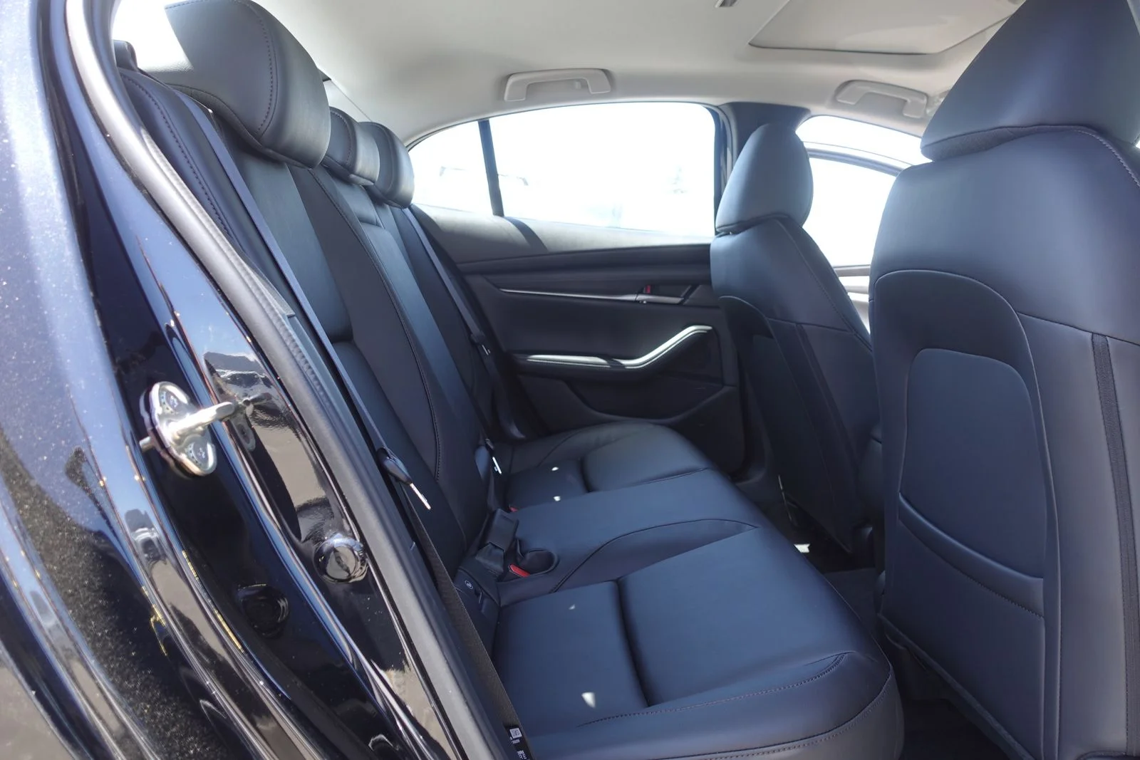 New 2026 Jet Black Mica Mazda 2.5 S Preferred image 15