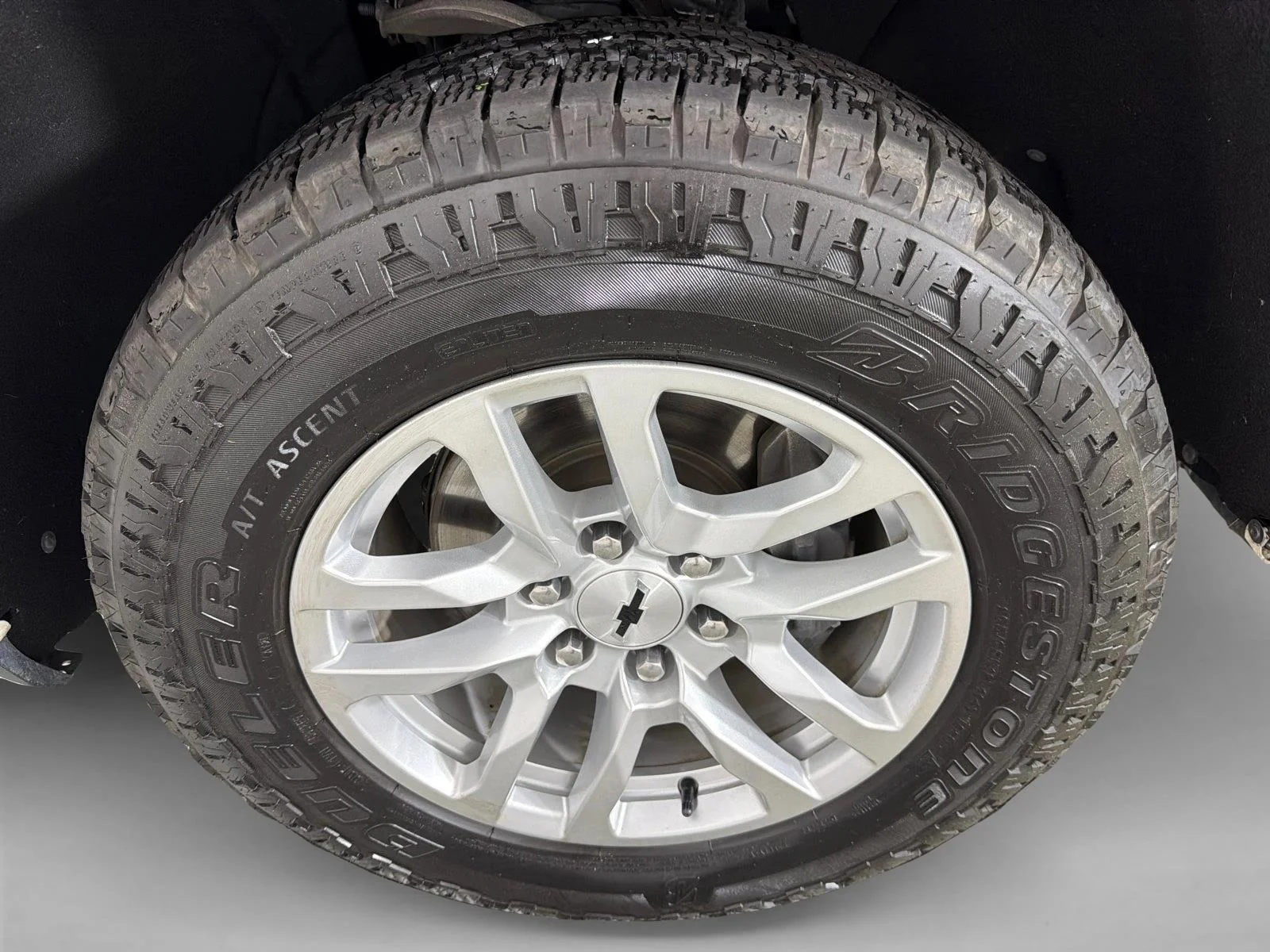 Used 2020 White Chevrolet RST image 11