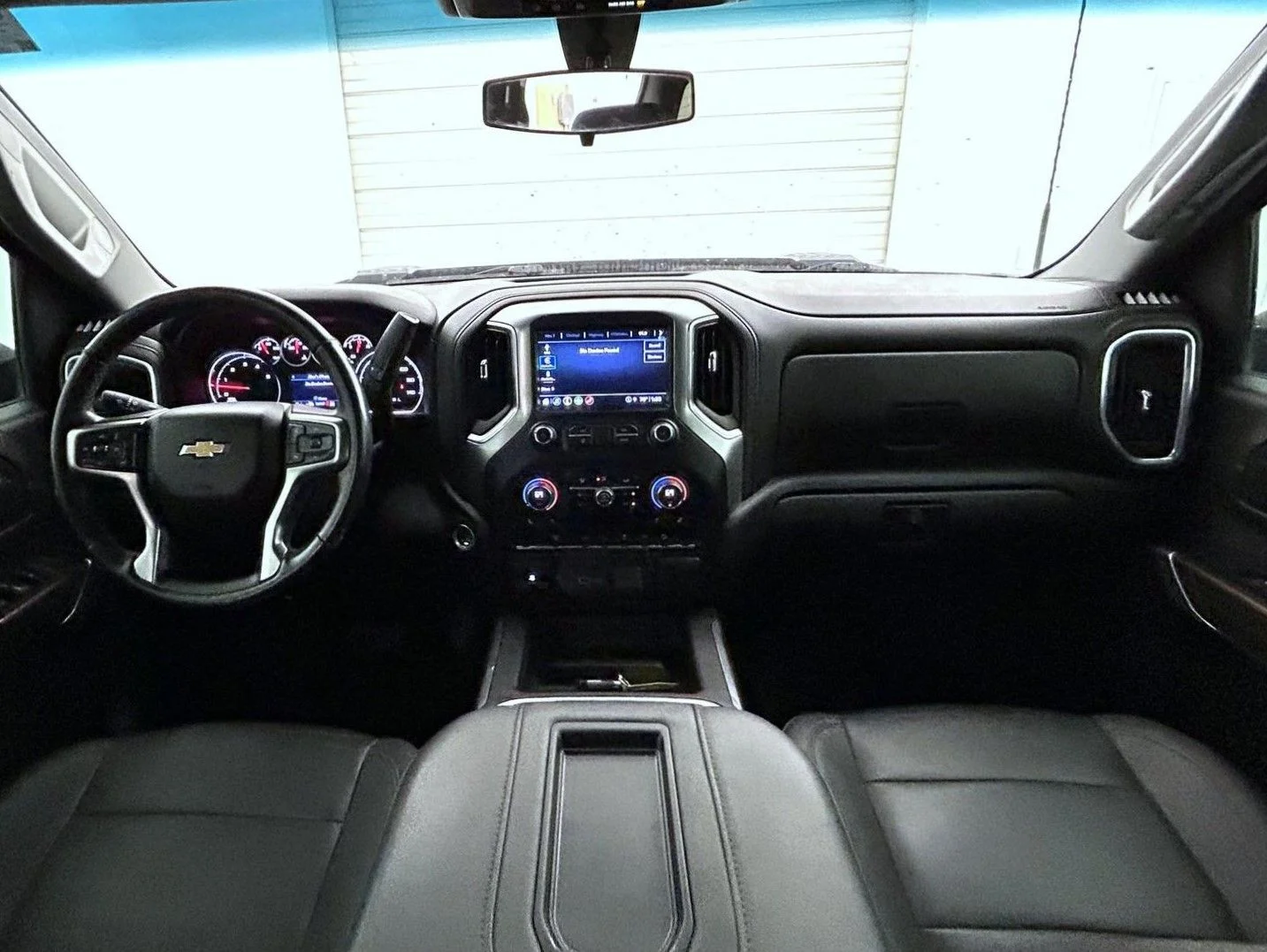 Used 2022 Green Chevrolet LT image 13