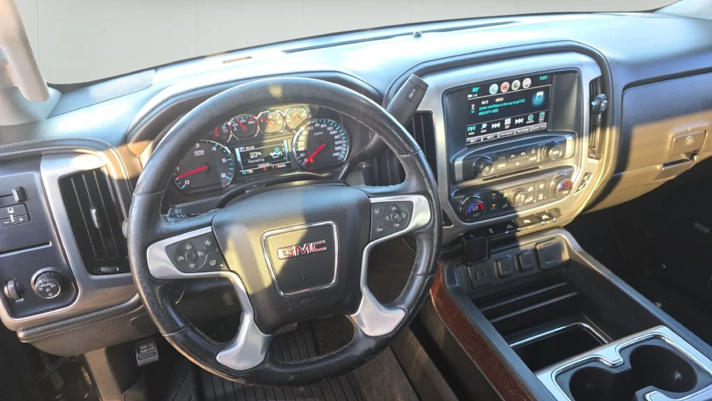 Used 2018 Black GMC SLT image 16
