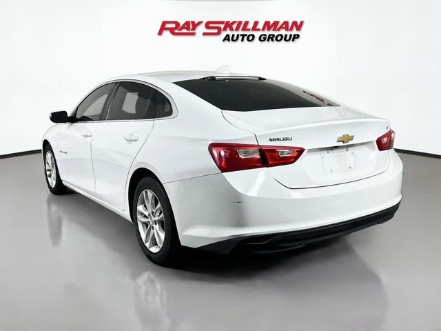 2017 Chevrolet Malibu 1LT - Photo 5