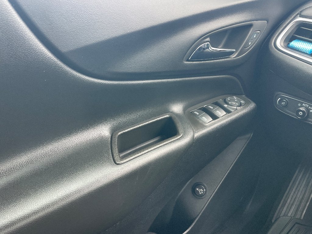 Used 2023 Iron Gray Metallic Chevrolet LT image 11
