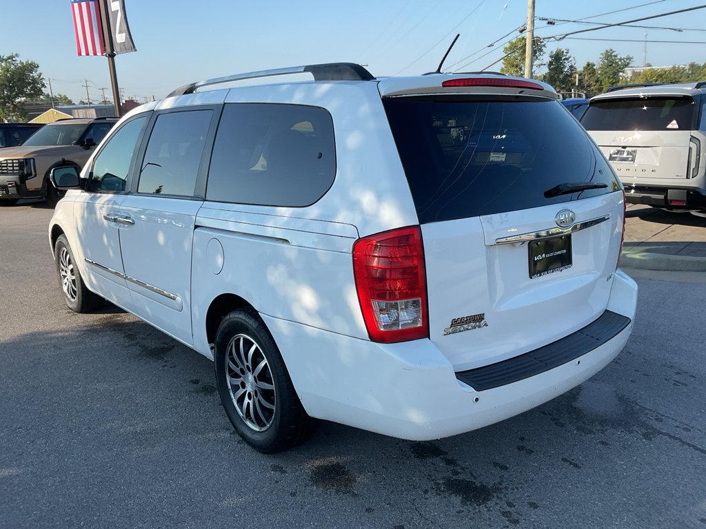 Used 2012 White Kia EX image 6