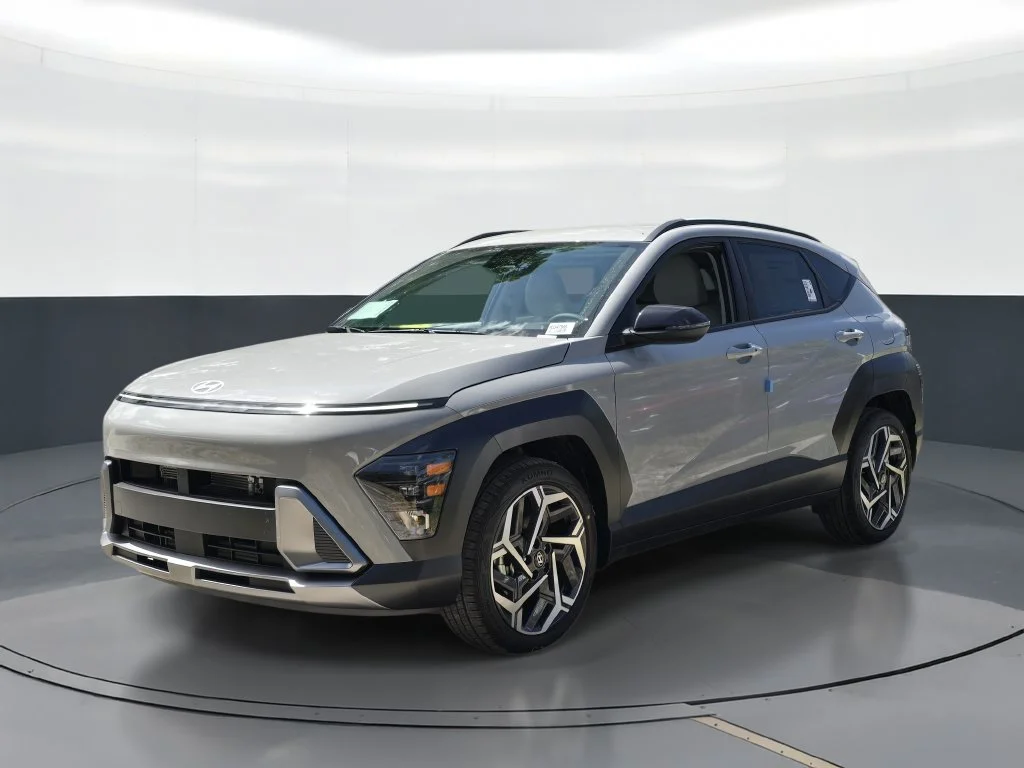 New 2027 Gray Hyundai SEL Premium image 1