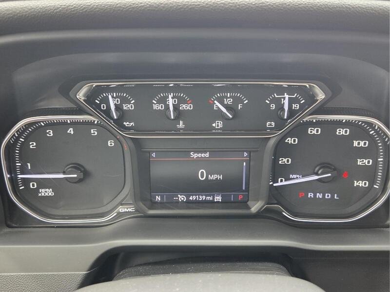 Used 2022 Onyx Black GMC 4WD CREW CAB 147" SLT image 33