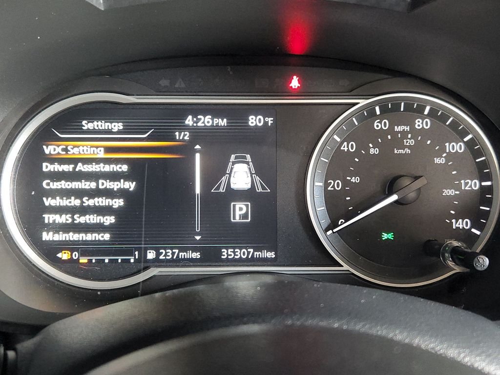 Used 2025 Silver Nissan 1.6 SV image 26