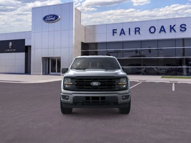 New 2026 Carbonized Gray Metallic Ford XLT image 6