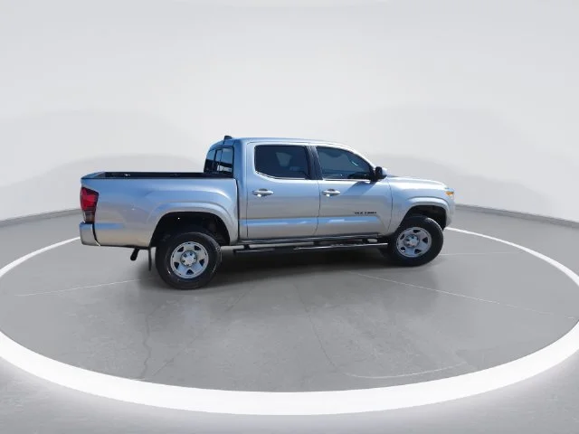 Used 2020 Silver Toyota SR image 9