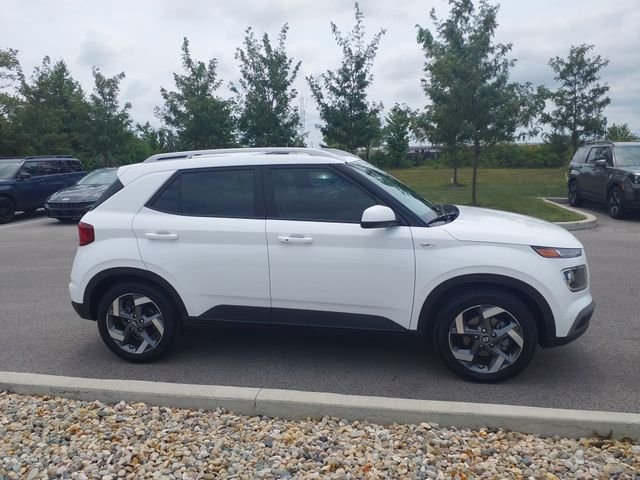 Certified Used 2025 Lunar Hyundai SEL image 5
