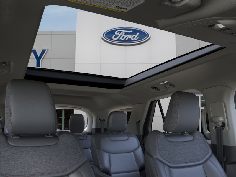New 2026 Space White Metallic Ford Active image 22