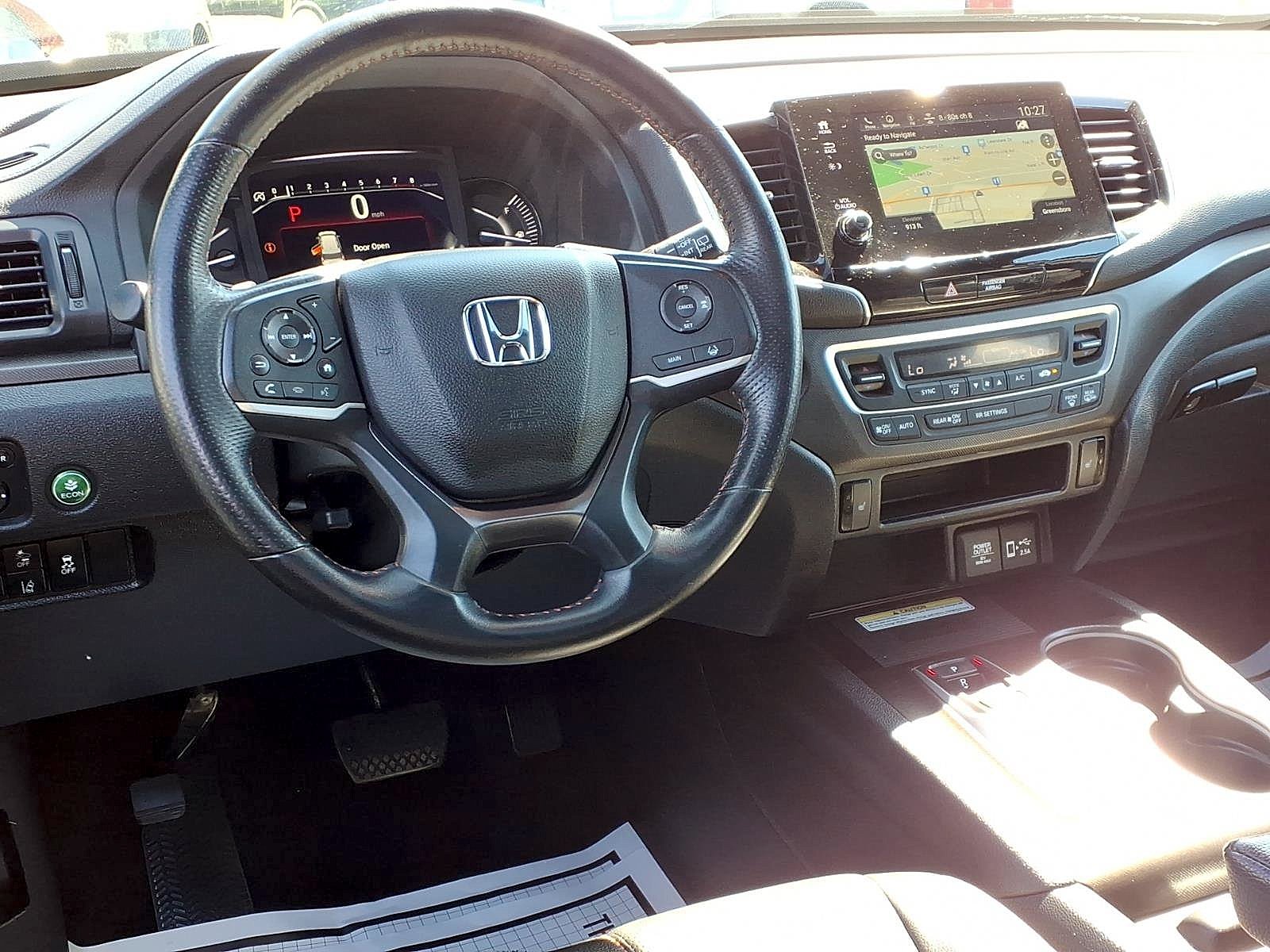 Used 2023 Sonic Gray Pearl Honda AWD TrailSport image 4