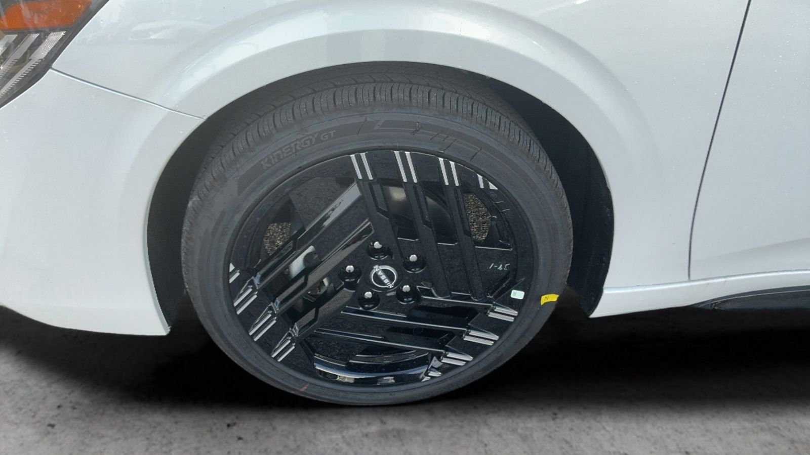 New 2027 White Nissan SR image 40
