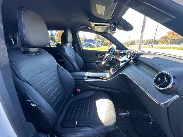 Certified Used 2025 White Mercedes-Benz GLC 350e image 29