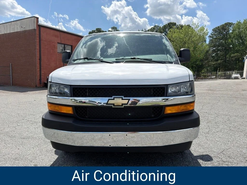 Used 2024 Summit White Chevrolet WT image 6