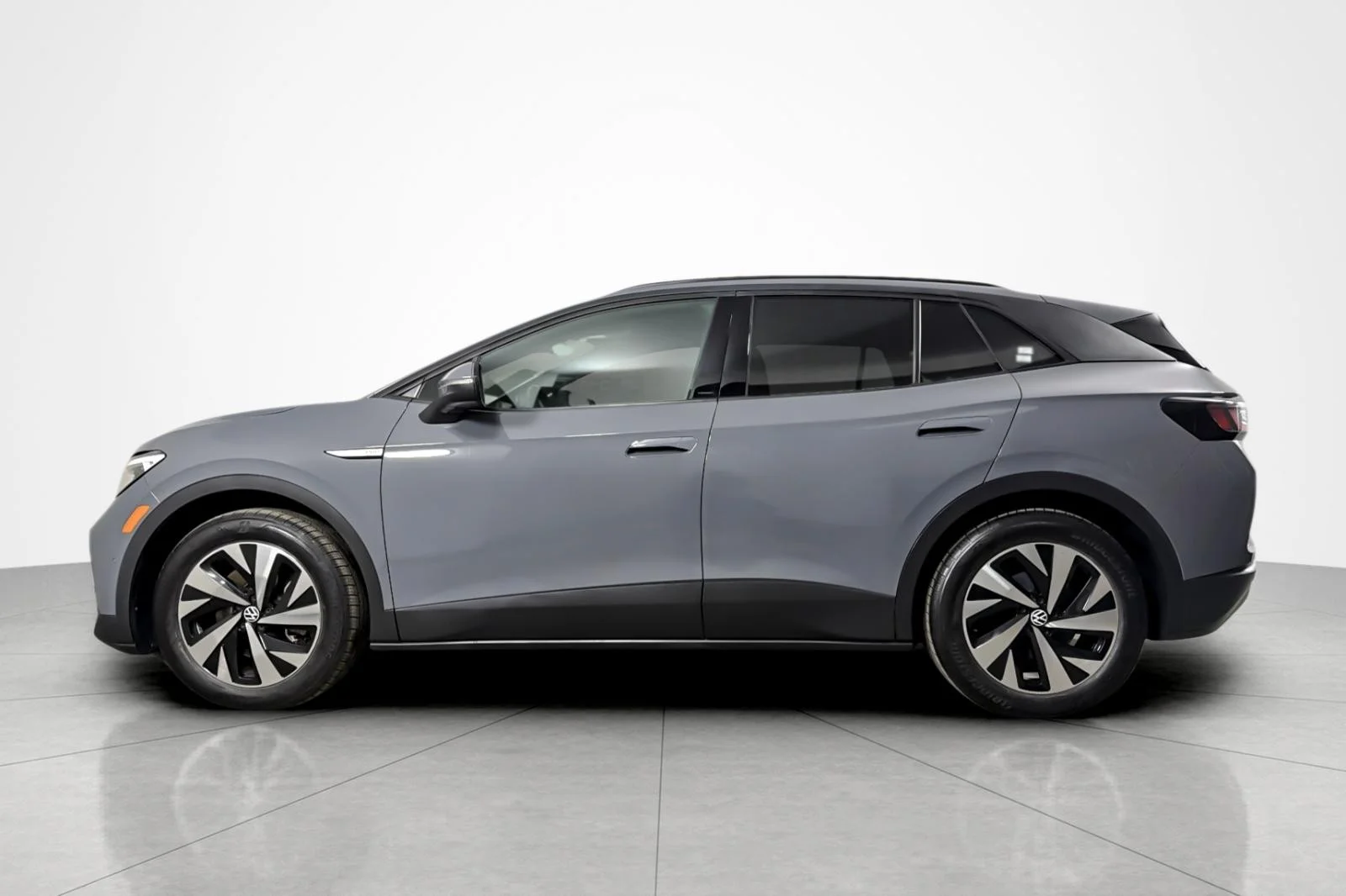 Used 2023 Volkswagen ID.4 PRO with VIN 1V2CMPE87PC031147 for sale in Beverly Hills, CA
