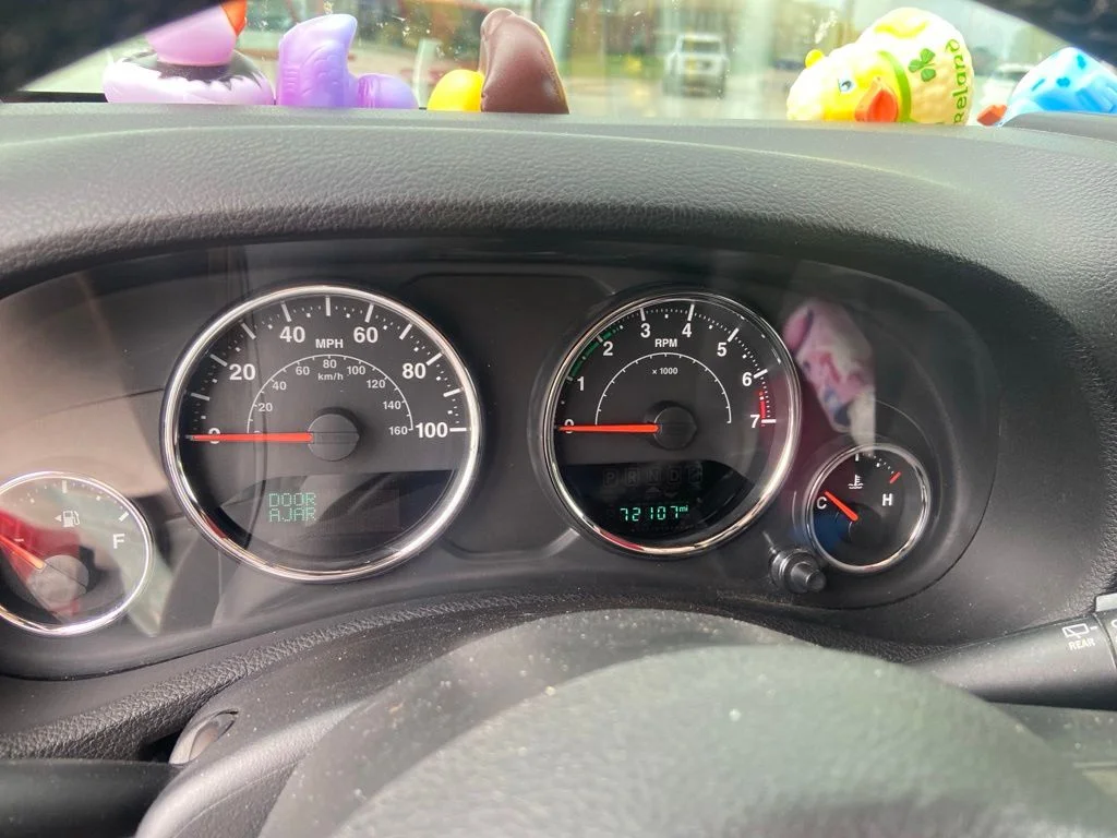 Used 2018 Red Jeep Unlimited Sport image 6