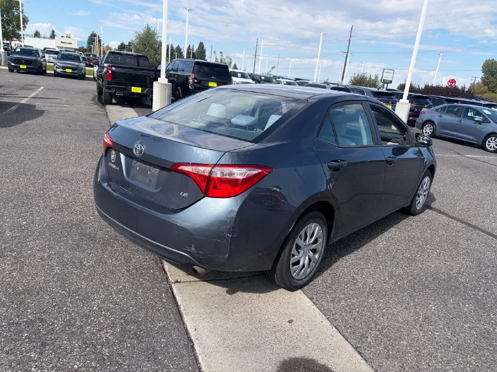Used 2018 Gray Toyota LE image 4