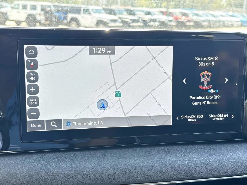 Used 2025 Silver Hyundai SEL image 43