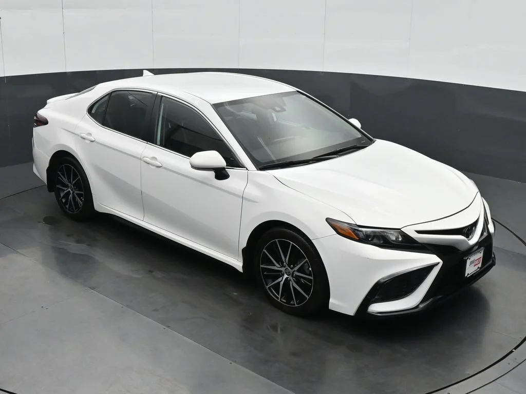 Used 2024 White Toyota SE image 25