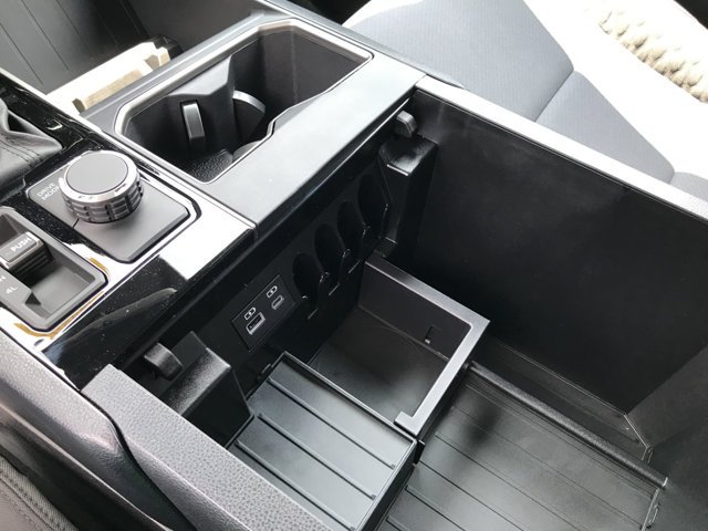 New 2026 Celestial Silver Metallic Toyota  SR5 image 19