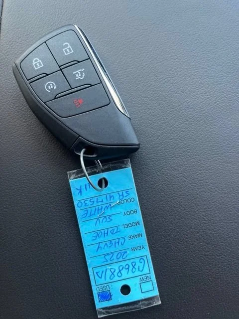 Used 2025 Summit White Chevrolet LS image 32