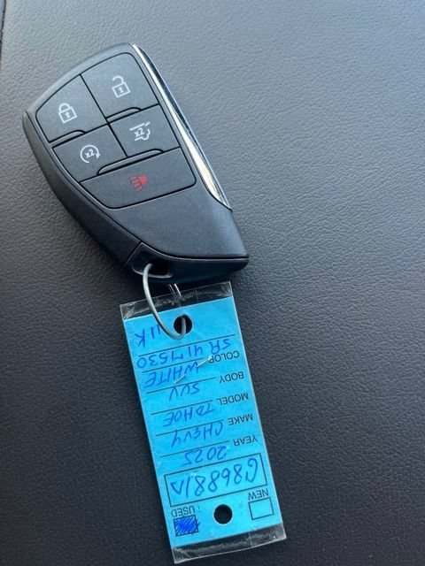 Used 2025 Summit White Chevrolet LS image 32