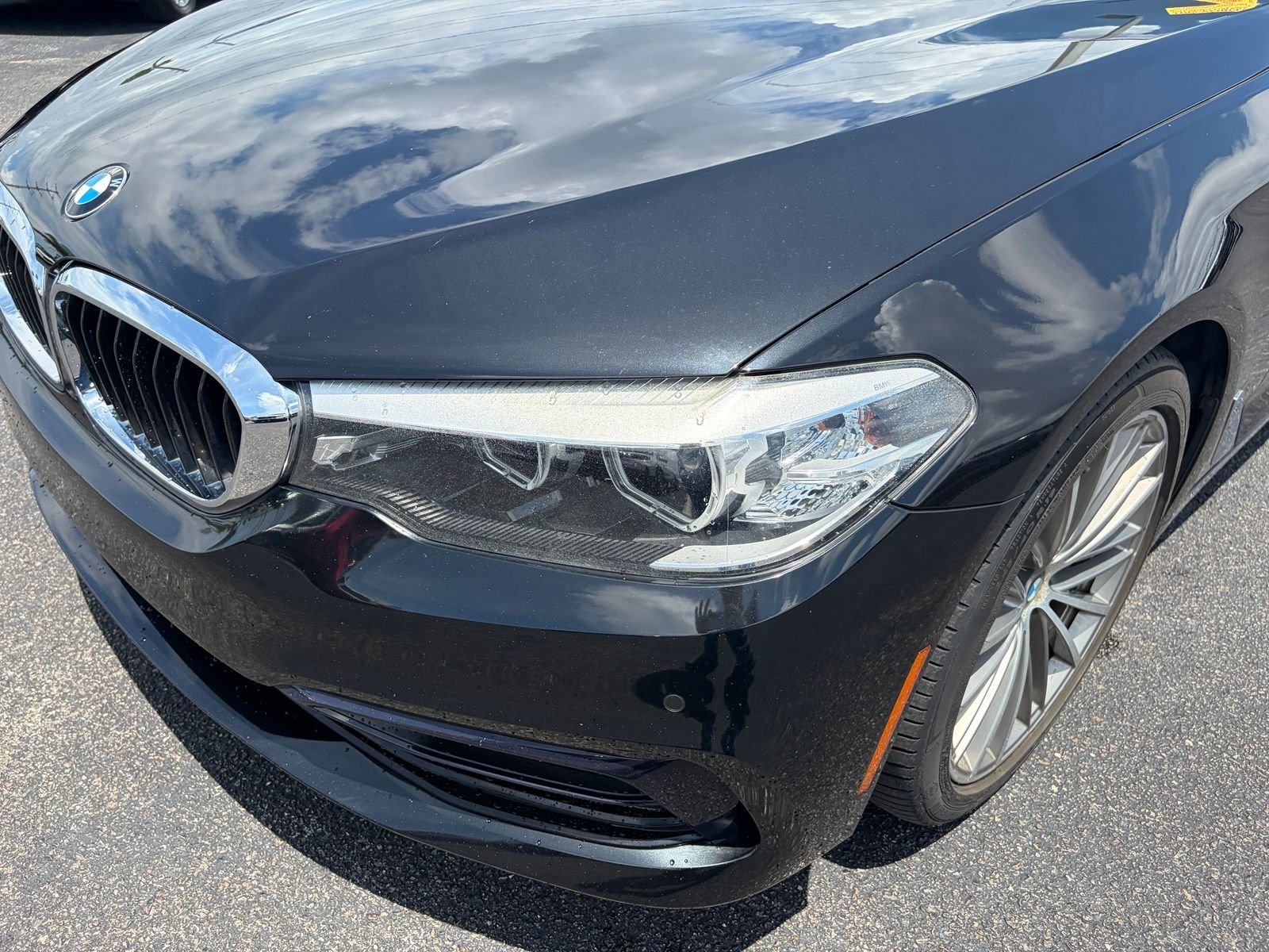 Used 2018 Black BMW 530i image 13