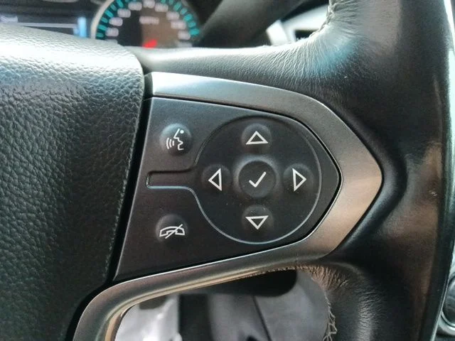 Used 2020 White Chevrolet Premier image 21