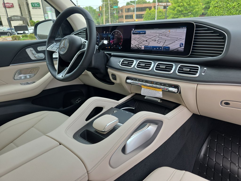 Certified Used 2026 Blue Mercedes-Benz GLE 450 image 18